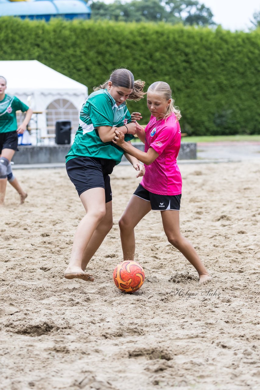 Bild 73 - wBJ/wCJ Beachsoccer Cup